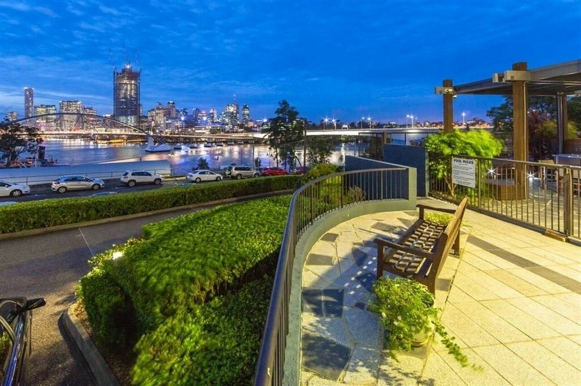 River Plaza Apartments Brisbane Southbank Extérieur photo